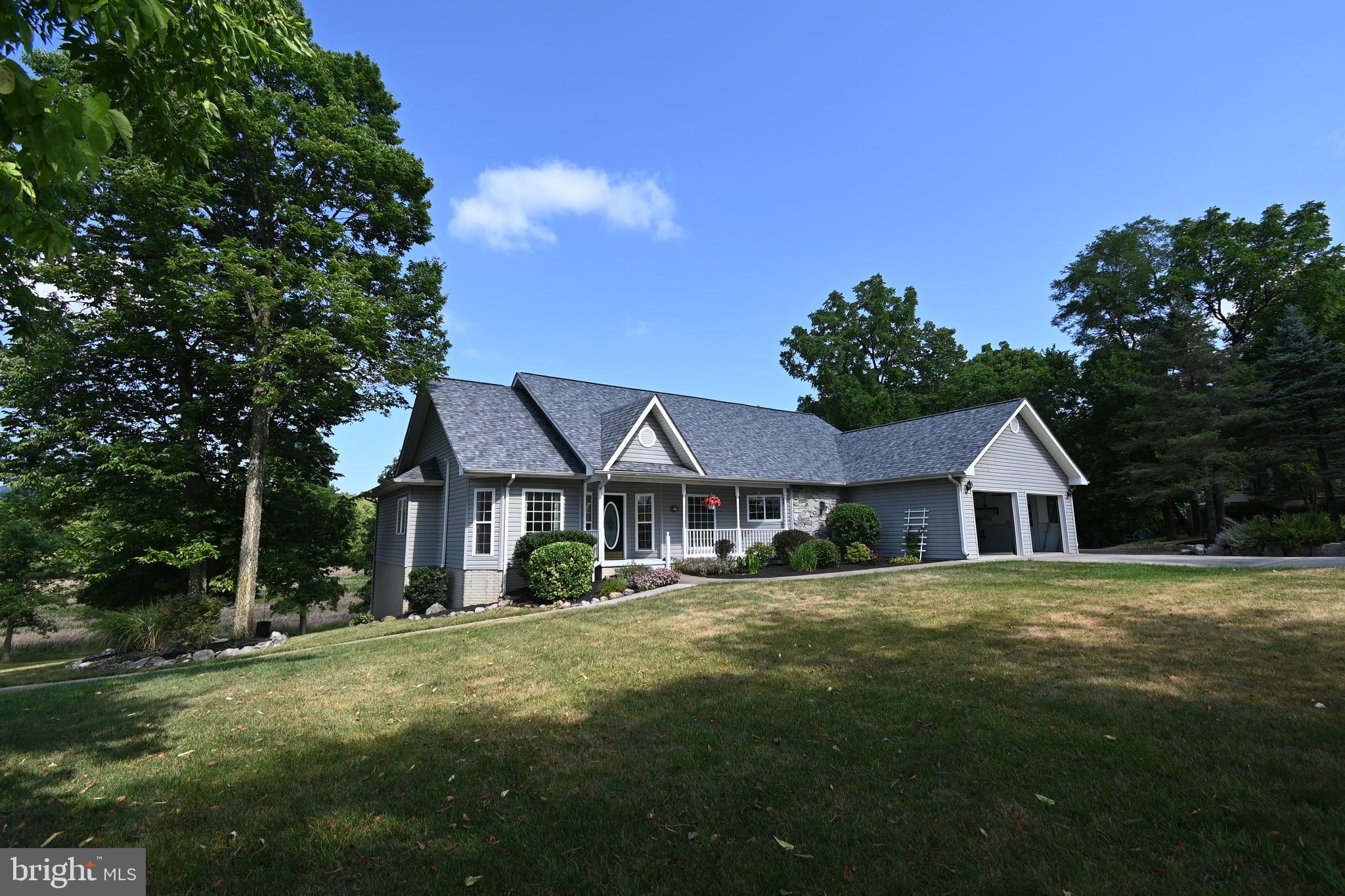 MOUNTAIN BROOK ESTATES - Residential