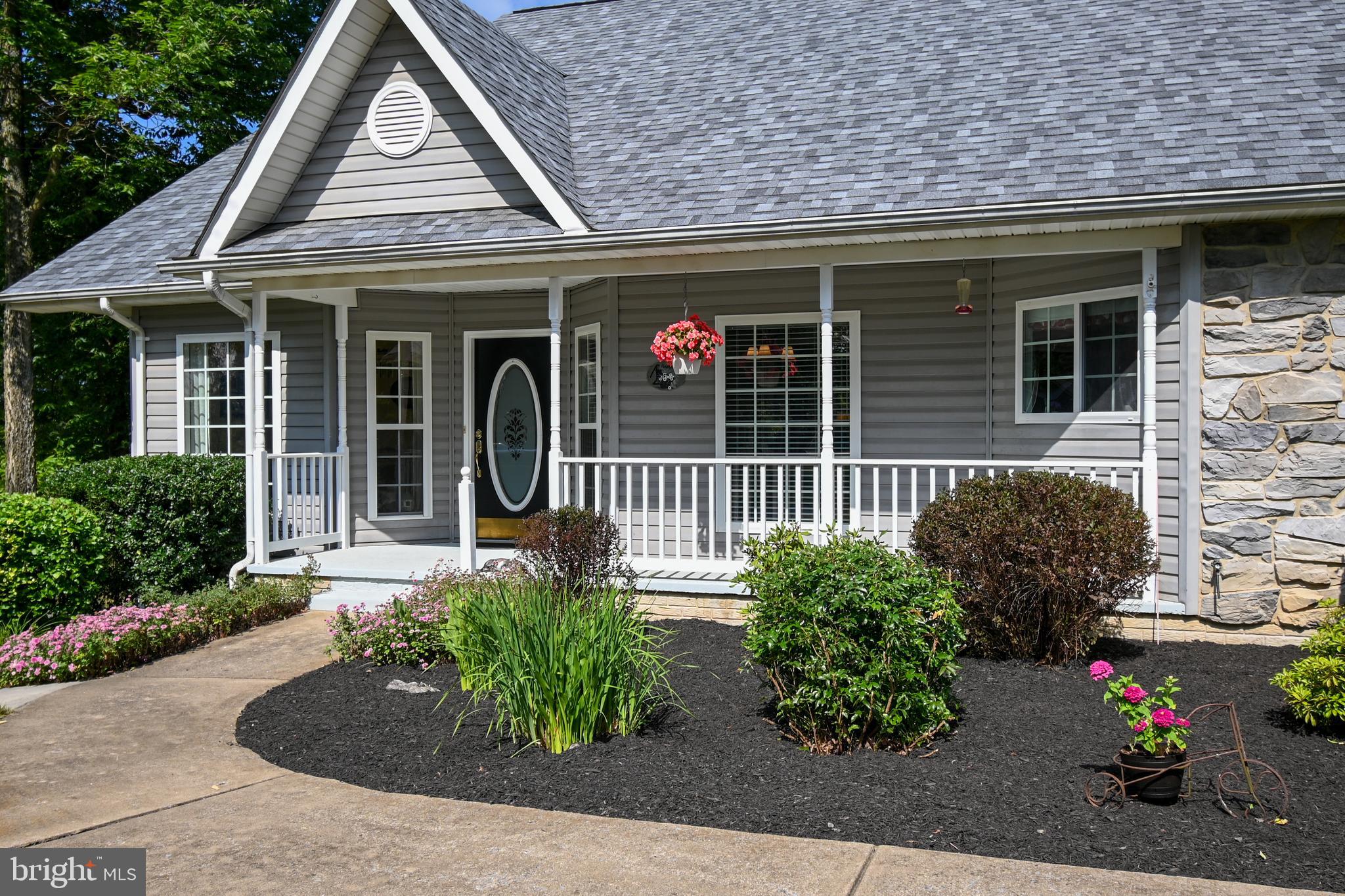 MOUNTAIN BROOK ESTATES - Residential