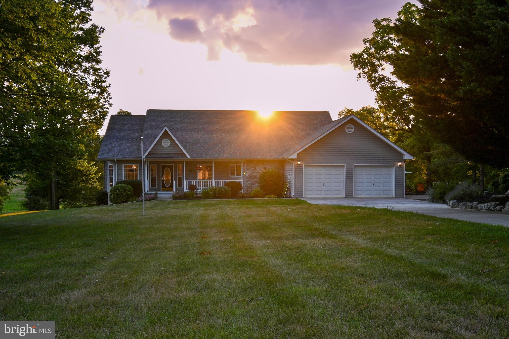 MOUNTAIN BROOK ESTATES - Residential