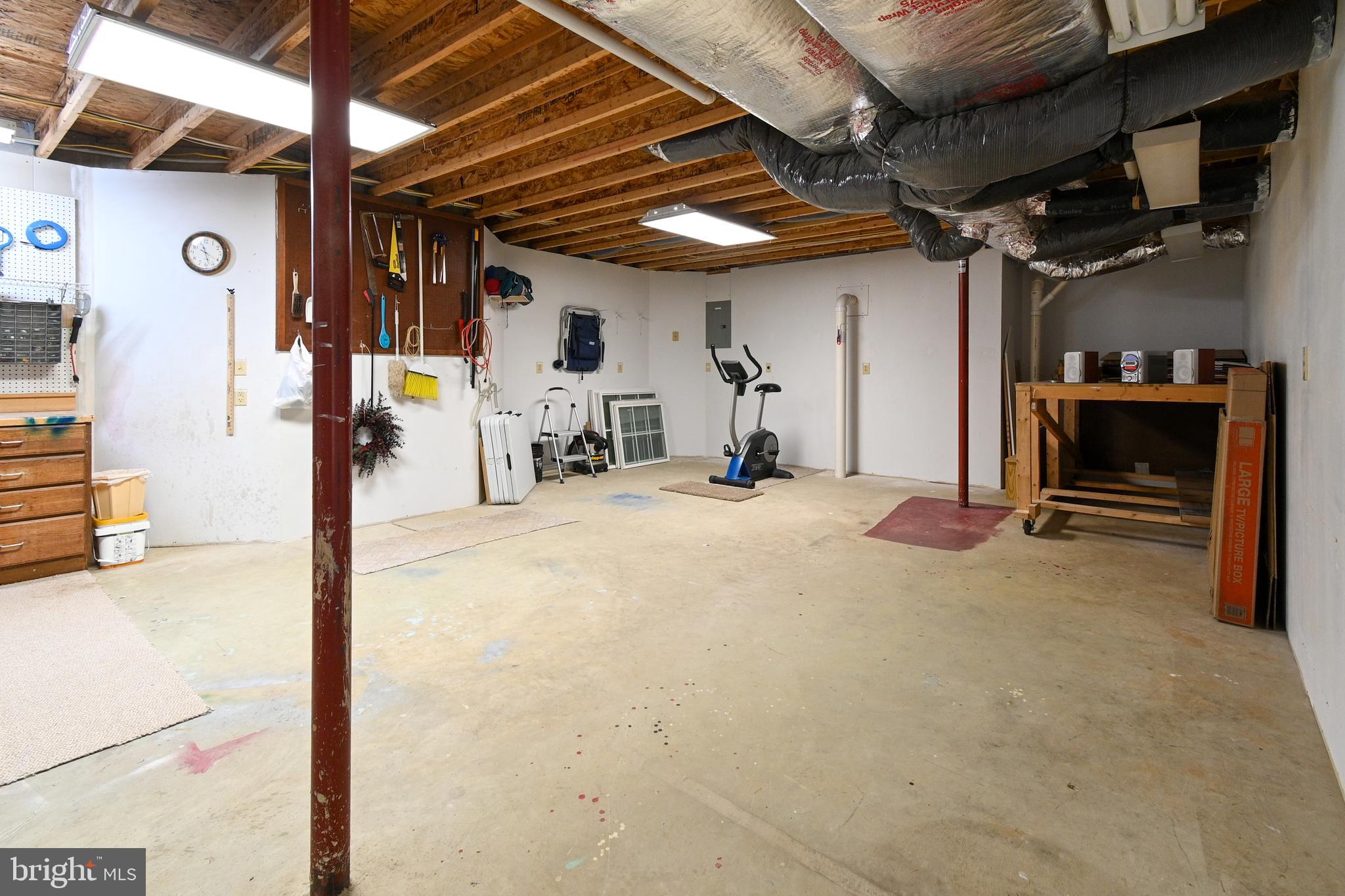 MOUNTAIN BROOK ESTATES - Residential