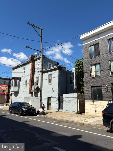 501-3 W YORK STREET