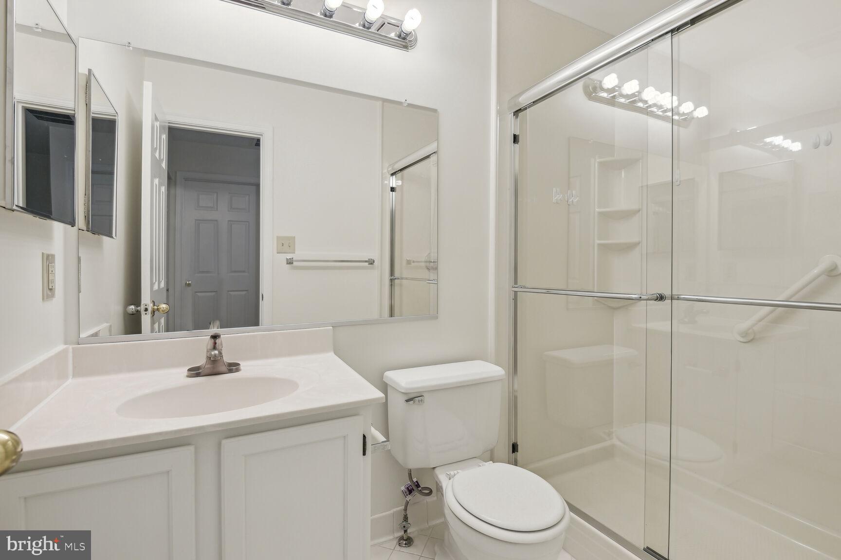 VILL AT MANCHESTER FARMS - Residential