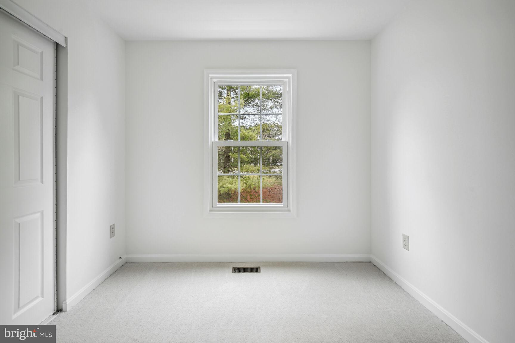 VILL AT MANCHESTER FARMS - Residential