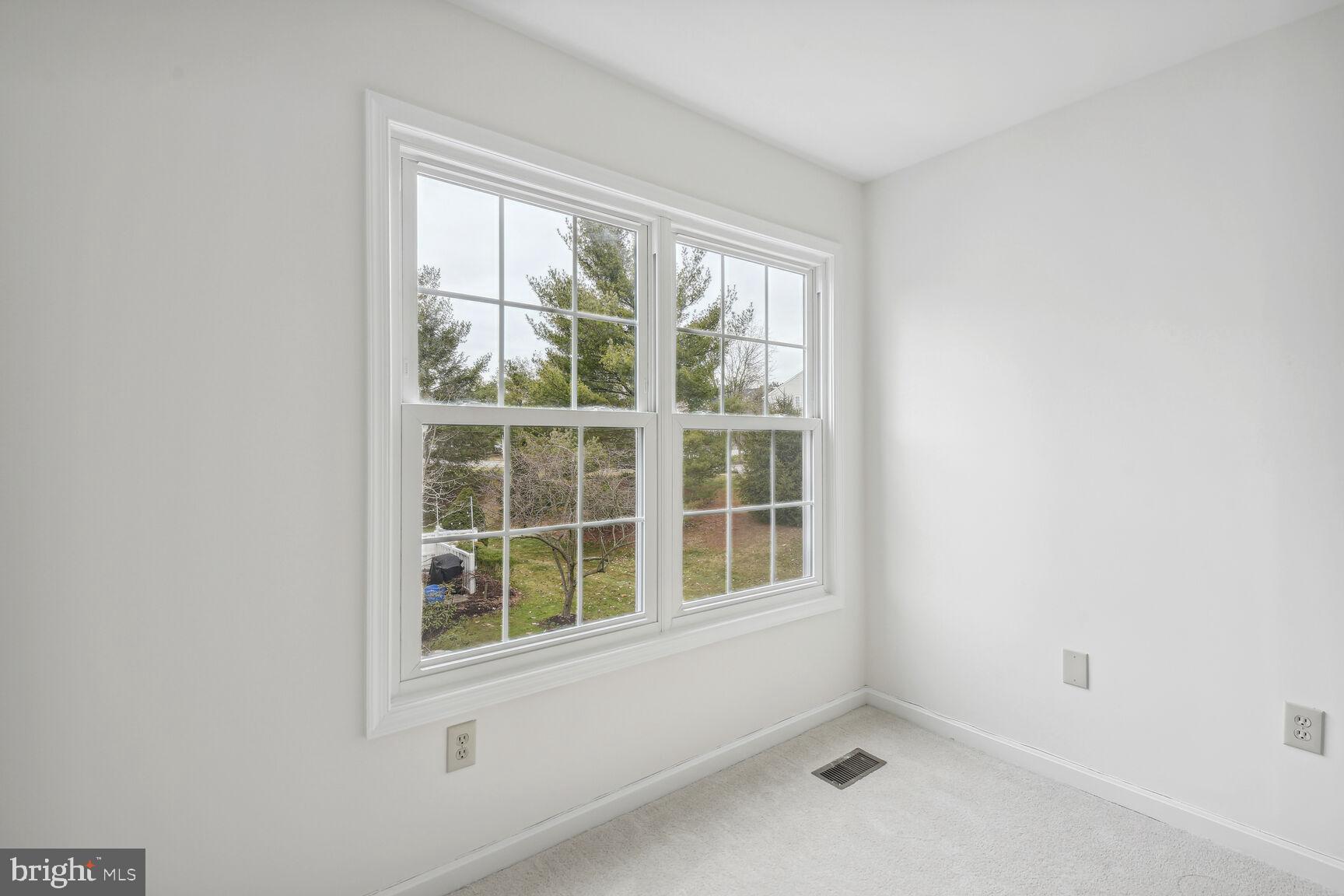 VILL AT MANCHESTER FARMS - Residential