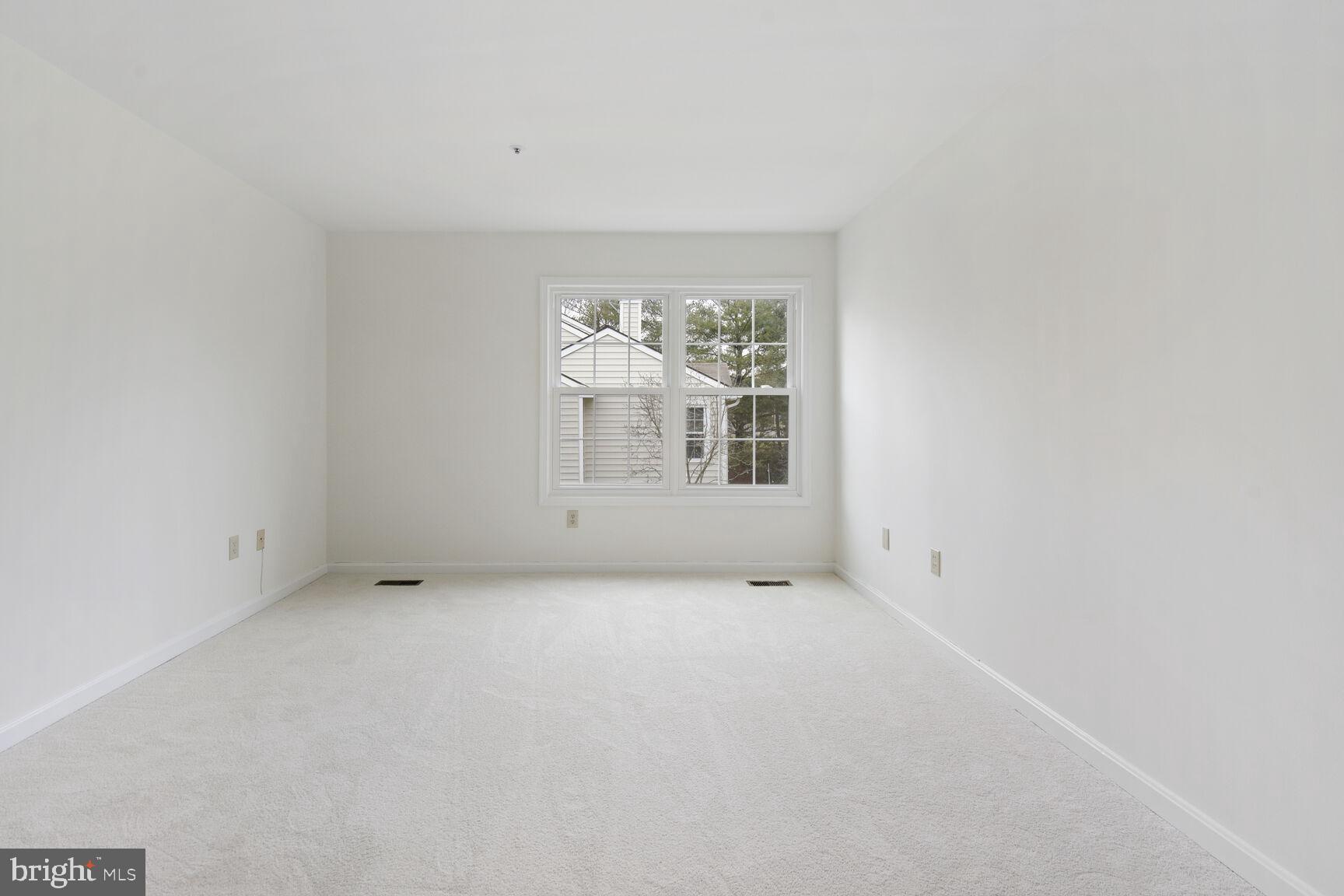 VILL AT MANCHESTER FARMS - Residential