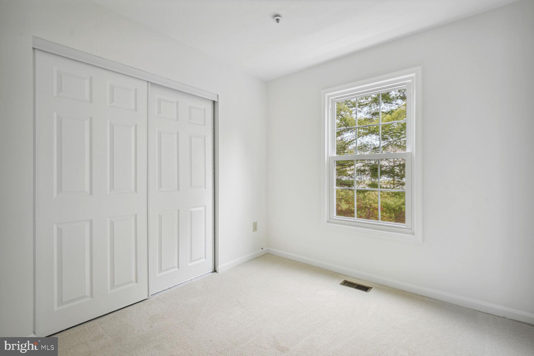 VILL AT MANCHESTER FARMS - Residential