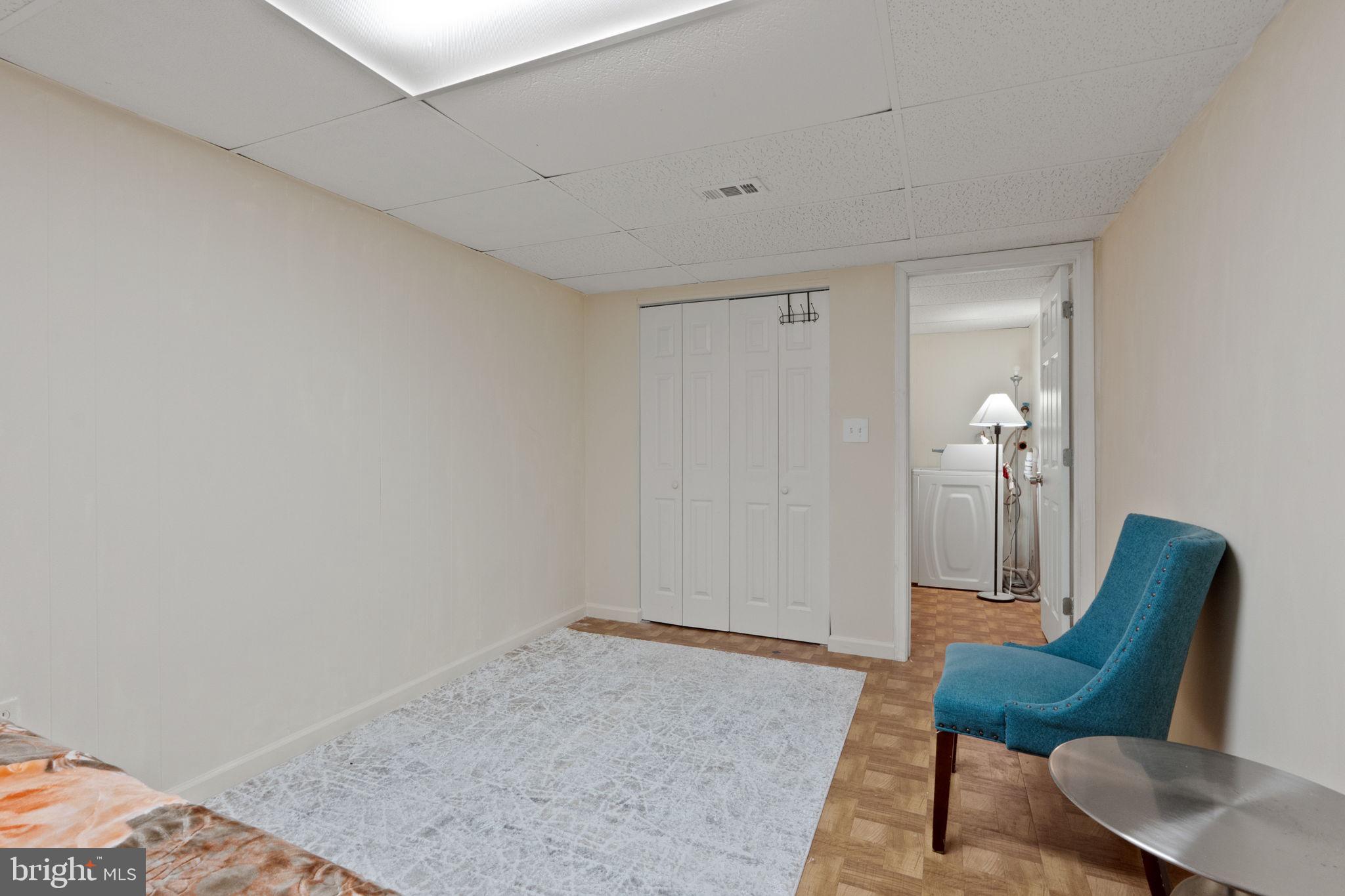 WHEATON SQUARE EAST - Residential Lease