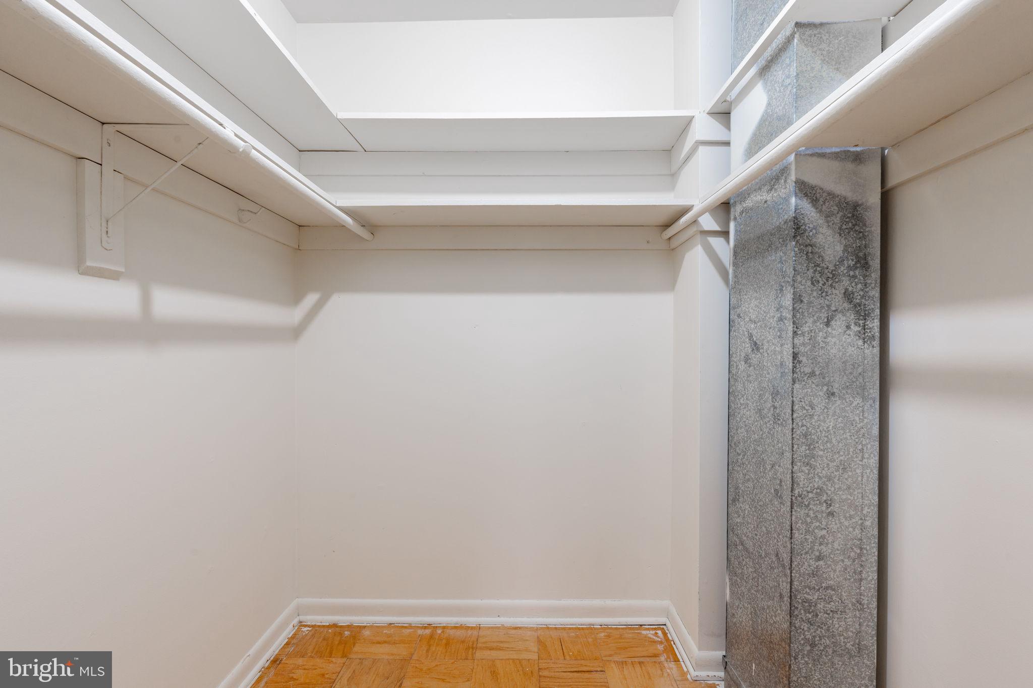 WHEATON SQUARE EAST - Residential Lease