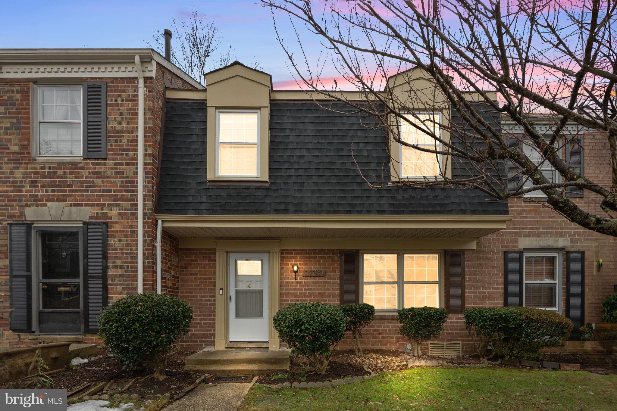 WHEATON SQUARE EAST - Residential Lease