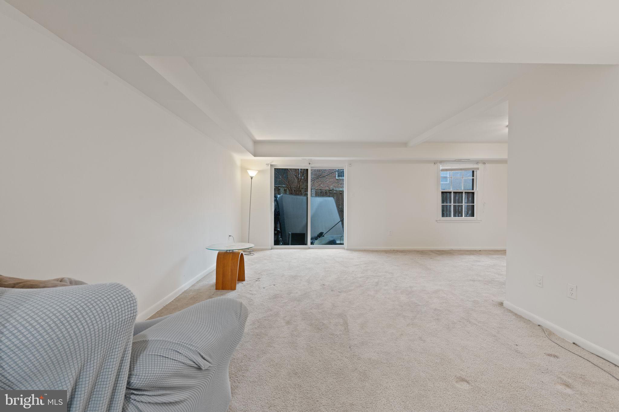 WHEATON SQUARE EAST - Residential Lease