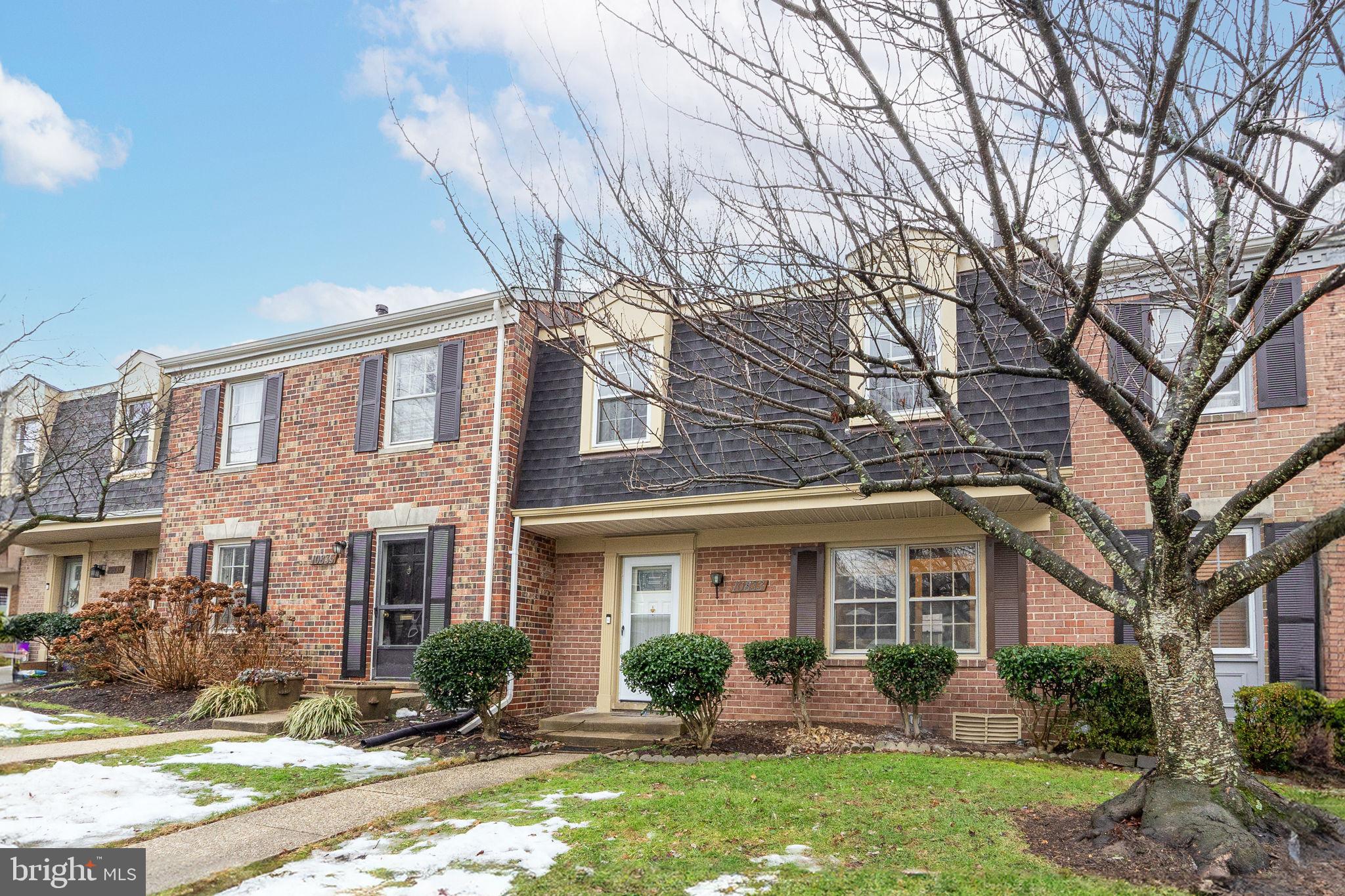 WHEATON SQUARE EAST - Residential Lease