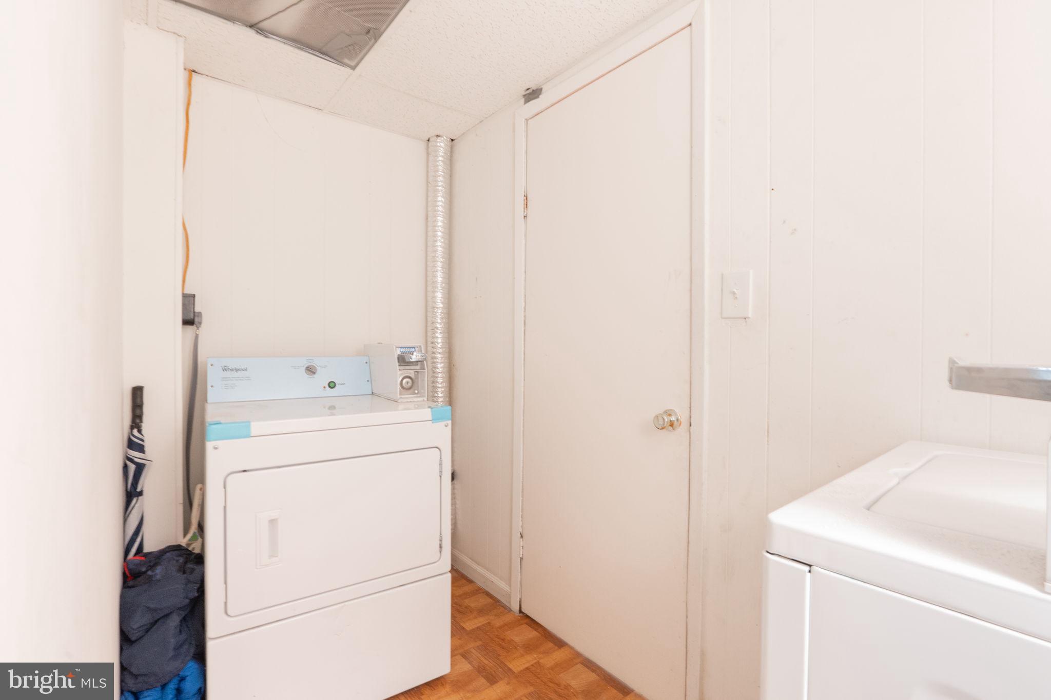 WHEATON SQUARE EAST - Residential Lease