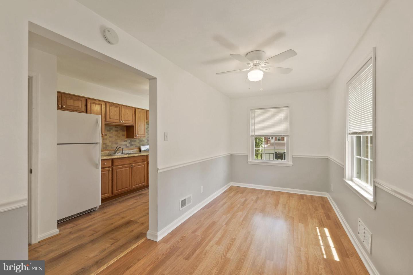 KEN KNOLL - Residential Lease