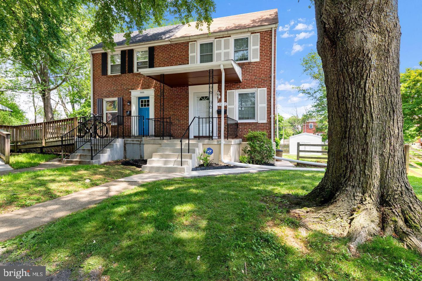 KEN KNOLL - Residential Lease