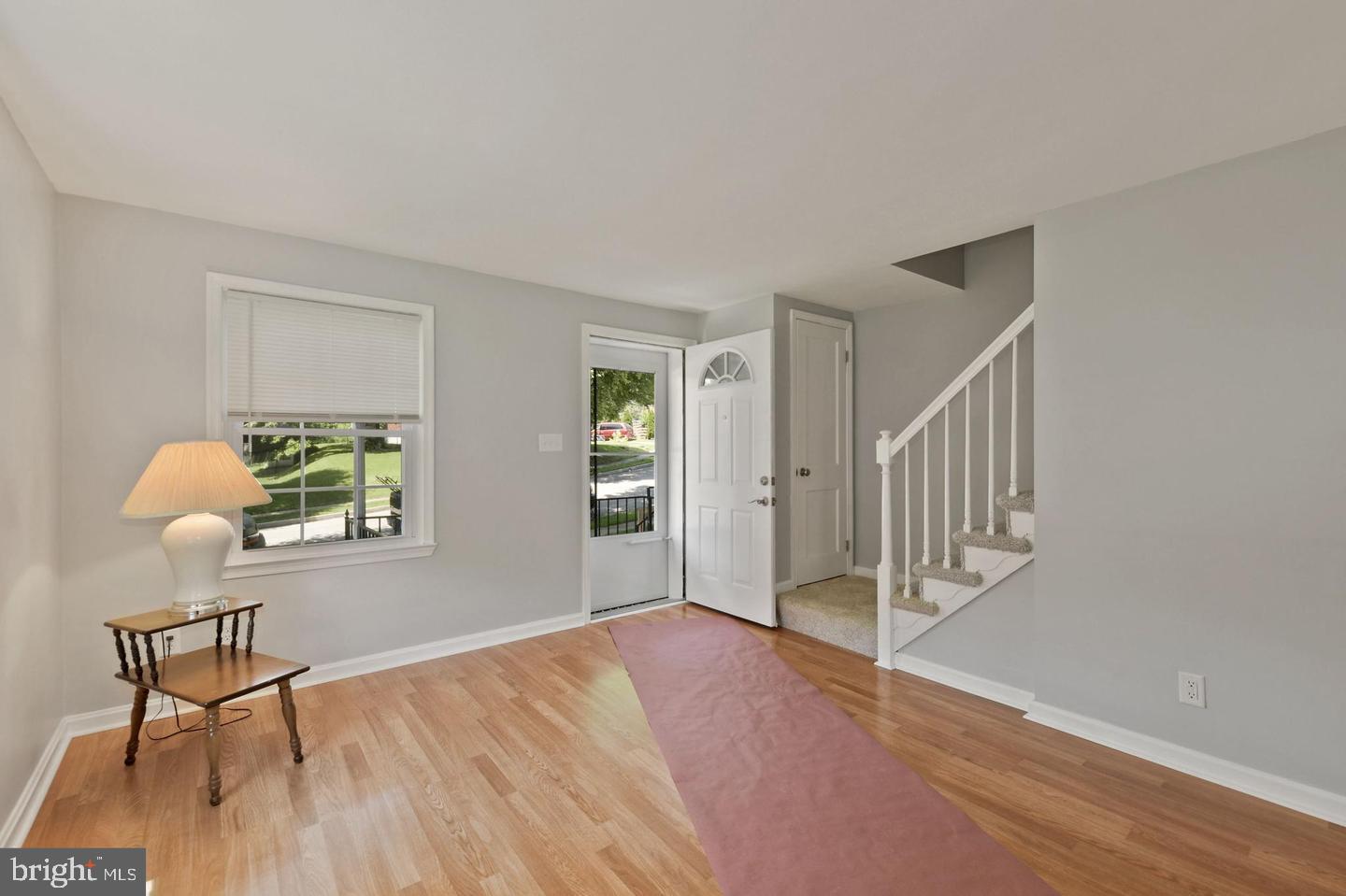 KEN KNOLL - Residential Lease