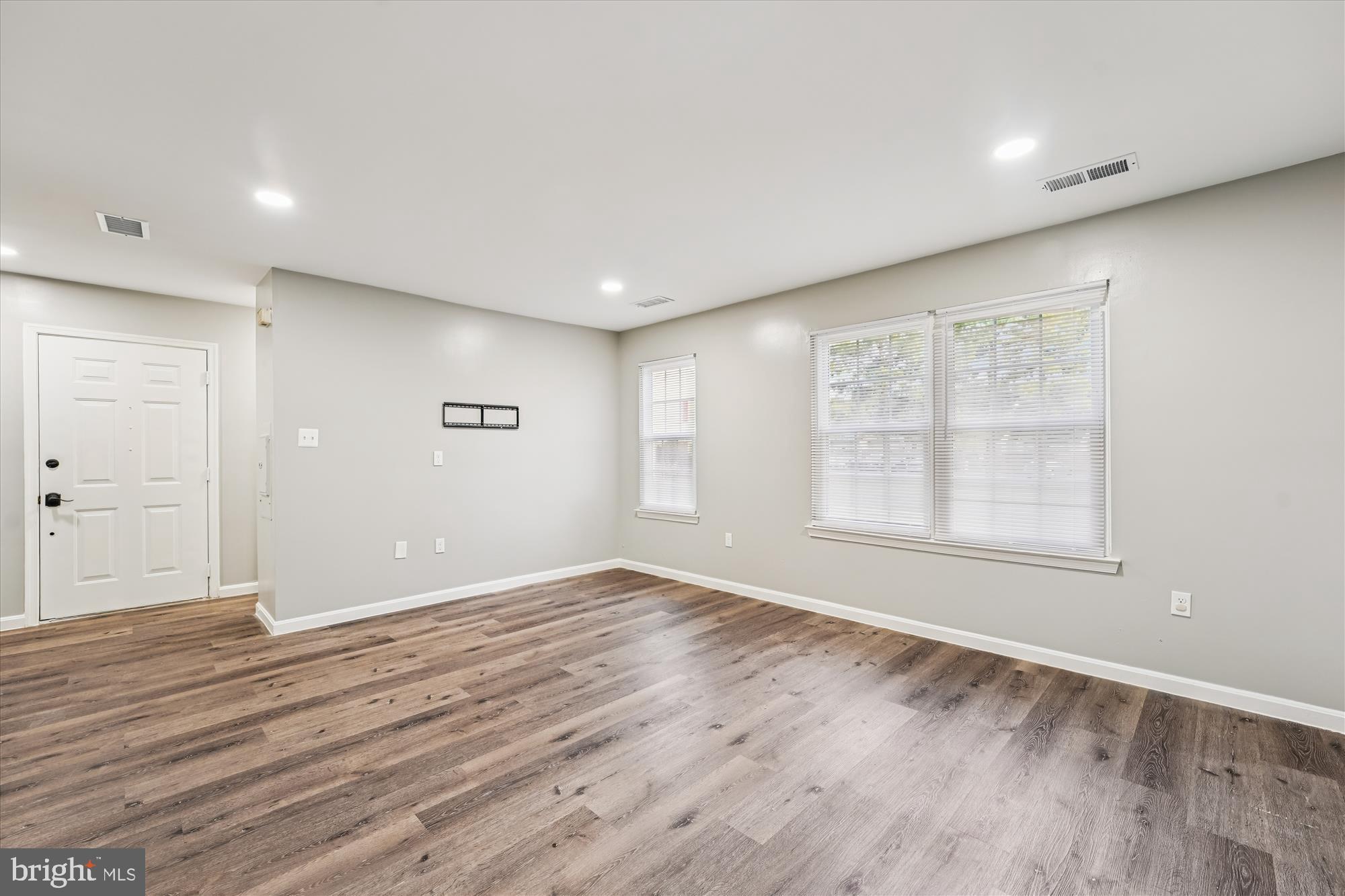 6302 WHISTLERS PLACE