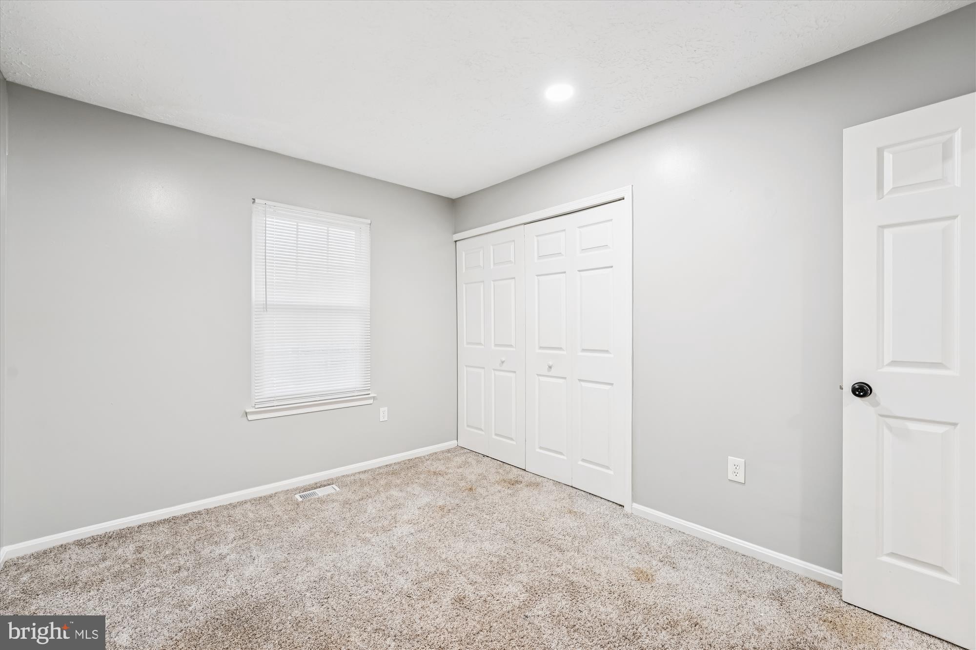 HAMPSHIRE - Residential