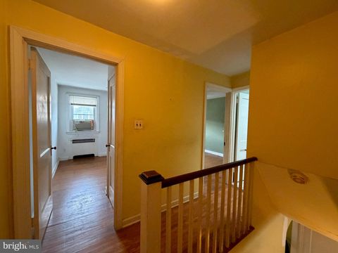 225 WINGATE ROAD UPPER DARBY PA 19082