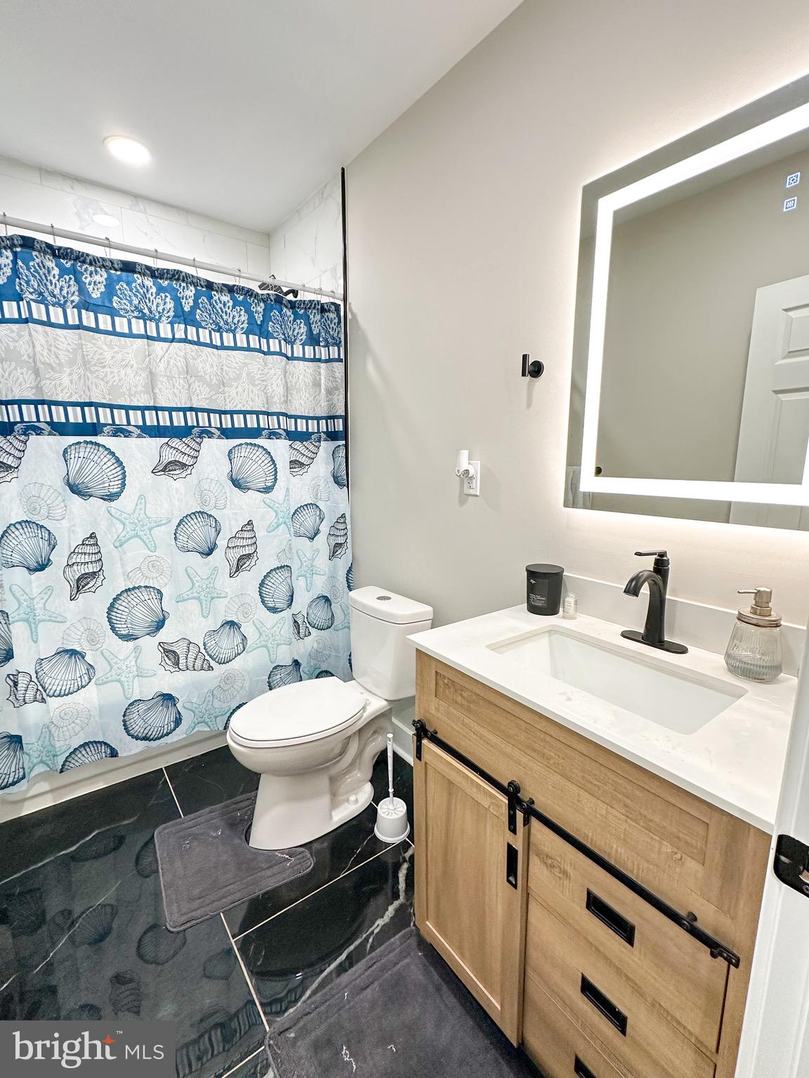 LOWER MOYAMENSING - Residential