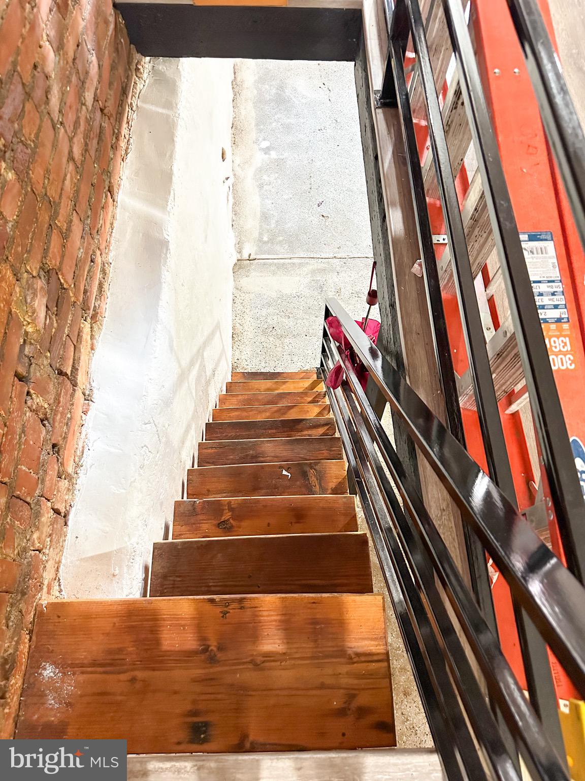 LOWER MOYAMENSING - Residential