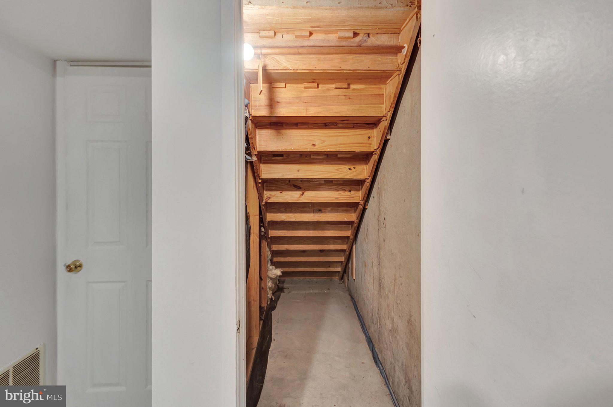 GAITHERSBURG - Residential