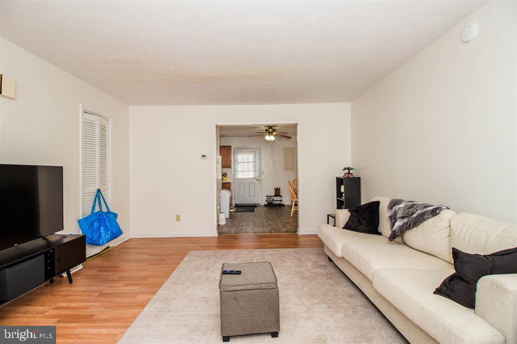 839 VINE STREET