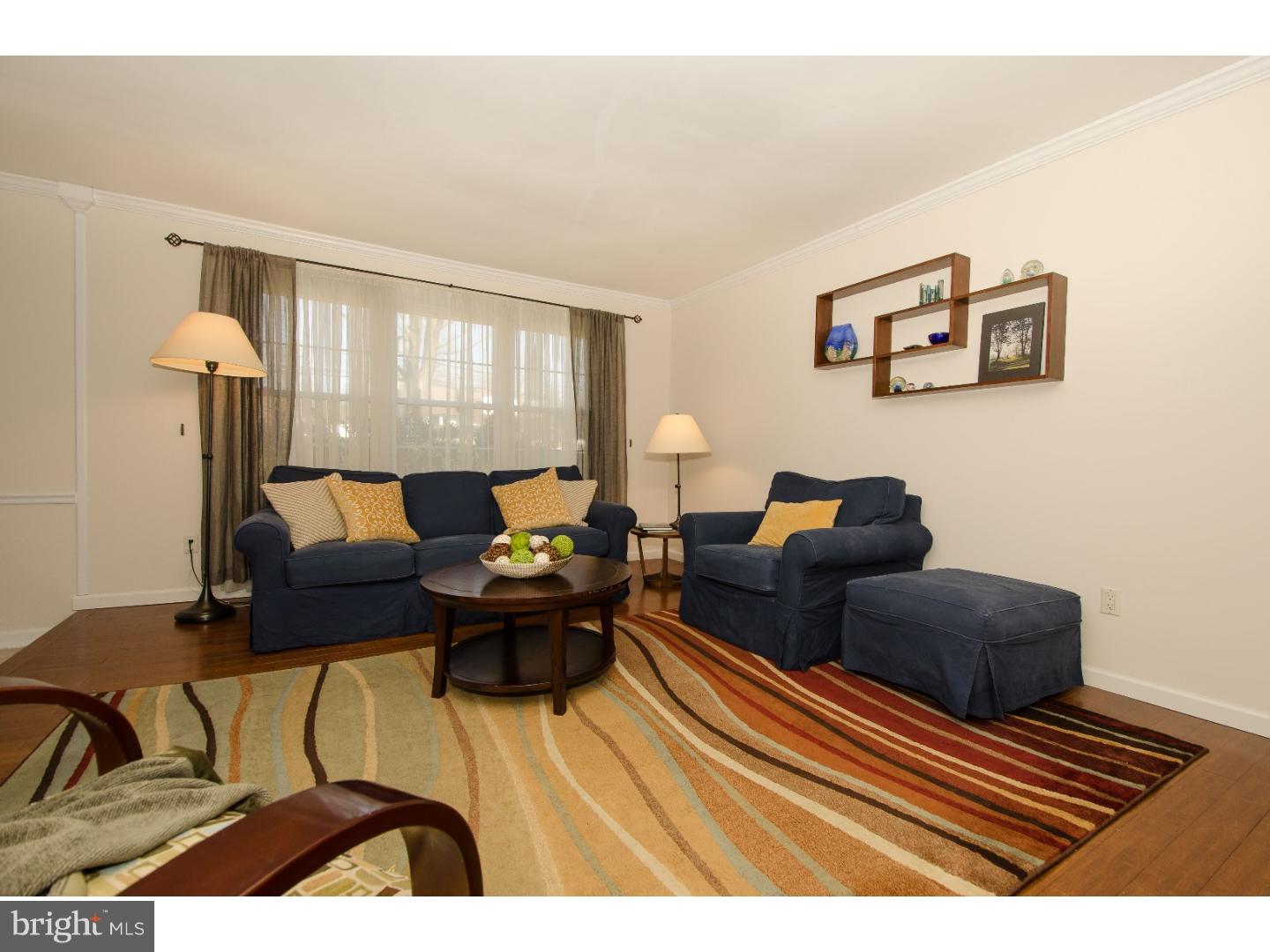 VILLAGE SHIRES - Residential