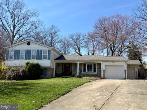 Photo of 9927 Barnsbury Court, FAIRFAX, VA 22031 (MLS # VAFX2326442)