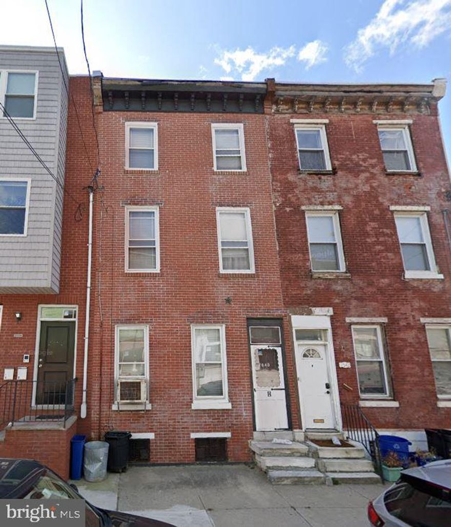 MASSIVE PRICE REDUCTION! Unleash the potential of this 4-bedroom, single-family home located in Grays Ferry. This property is a blank canvas, ideal for investors and renovators ready to transform it into a stunning residence, a long term buy and holding prospect or a flip.