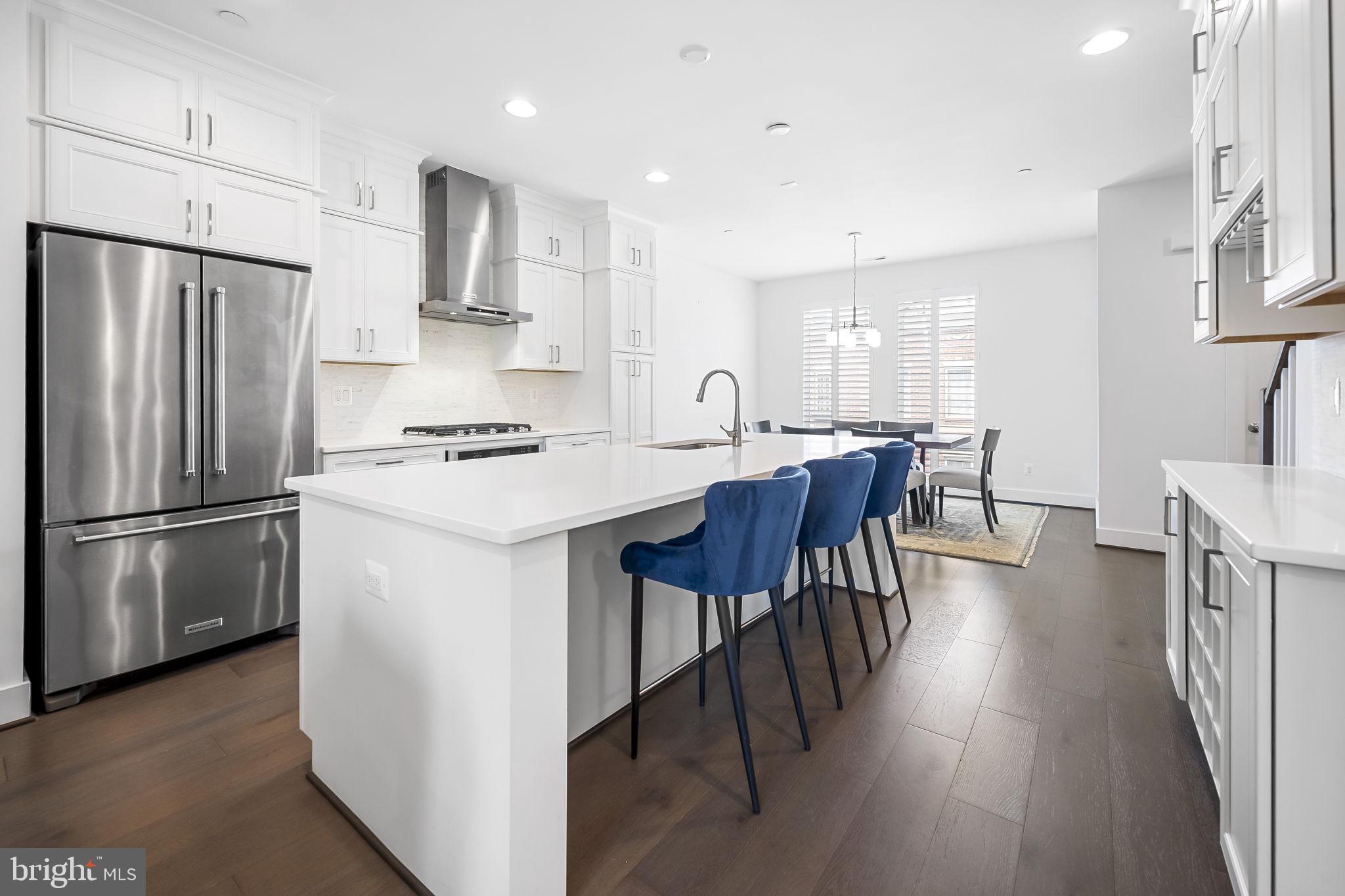 LOCUST POINT - Residential Lease