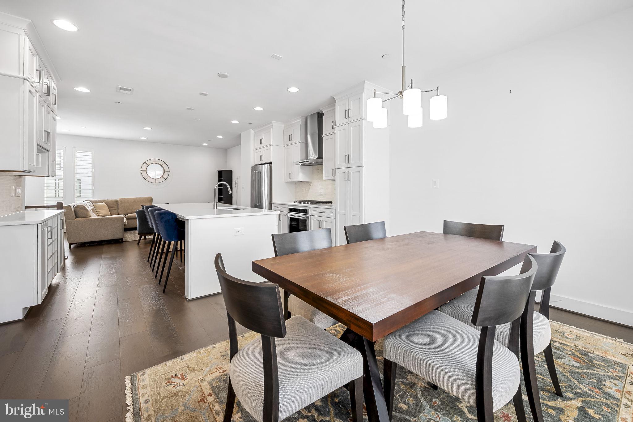 LOCUST POINT - Residential Lease