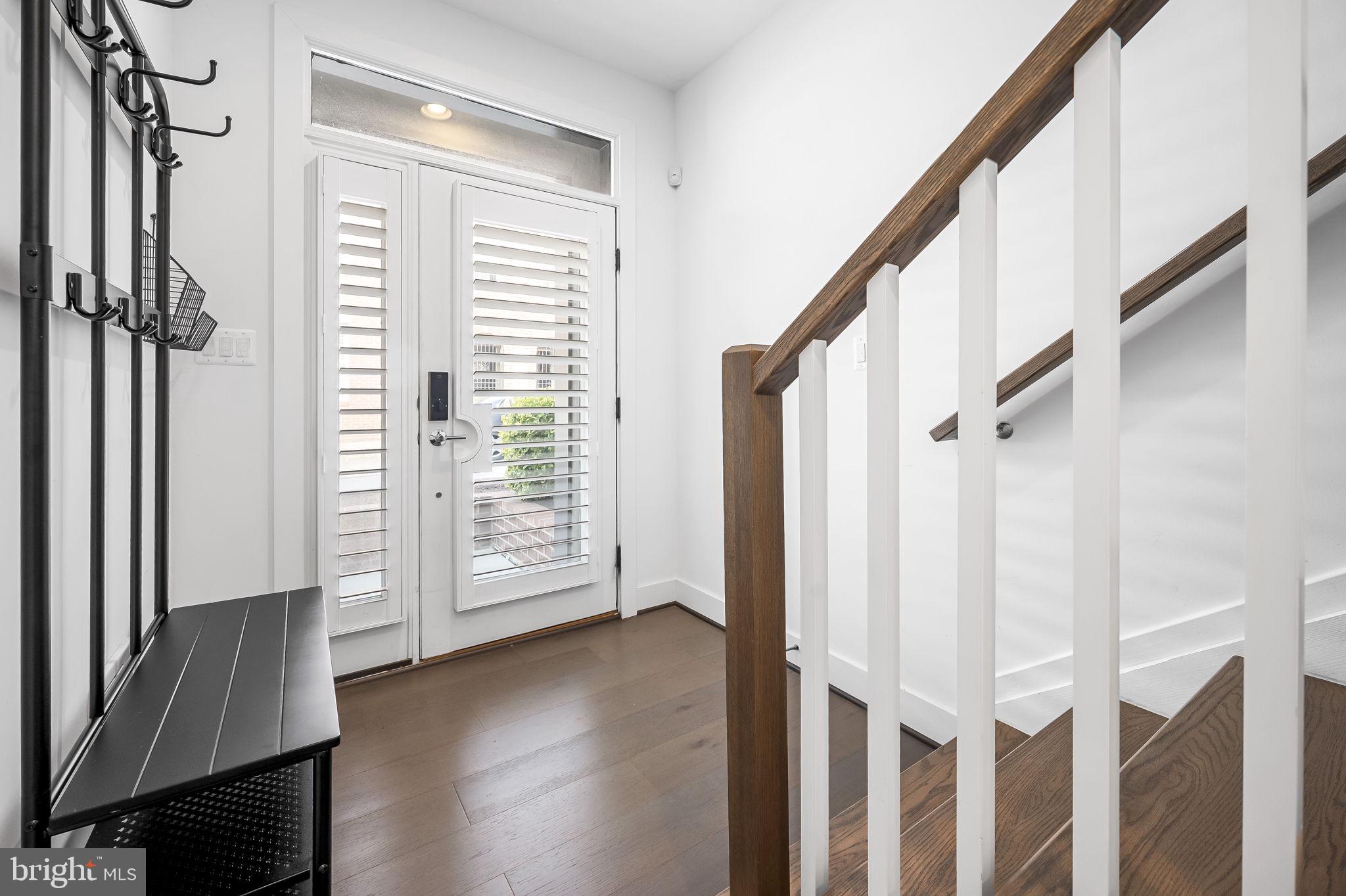 LOCUST POINT - Residential Lease