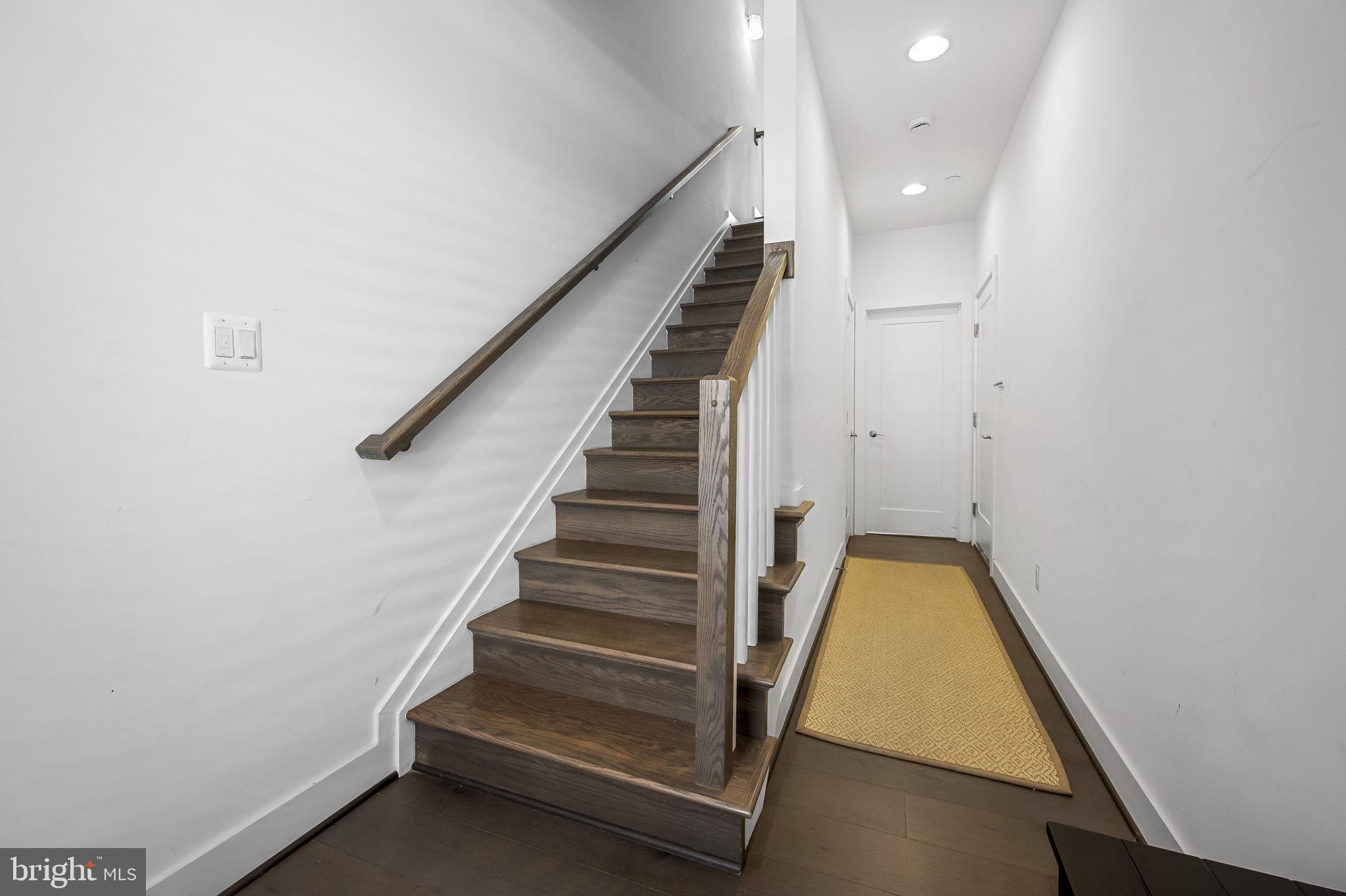 LOCUST POINT - Residential Lease