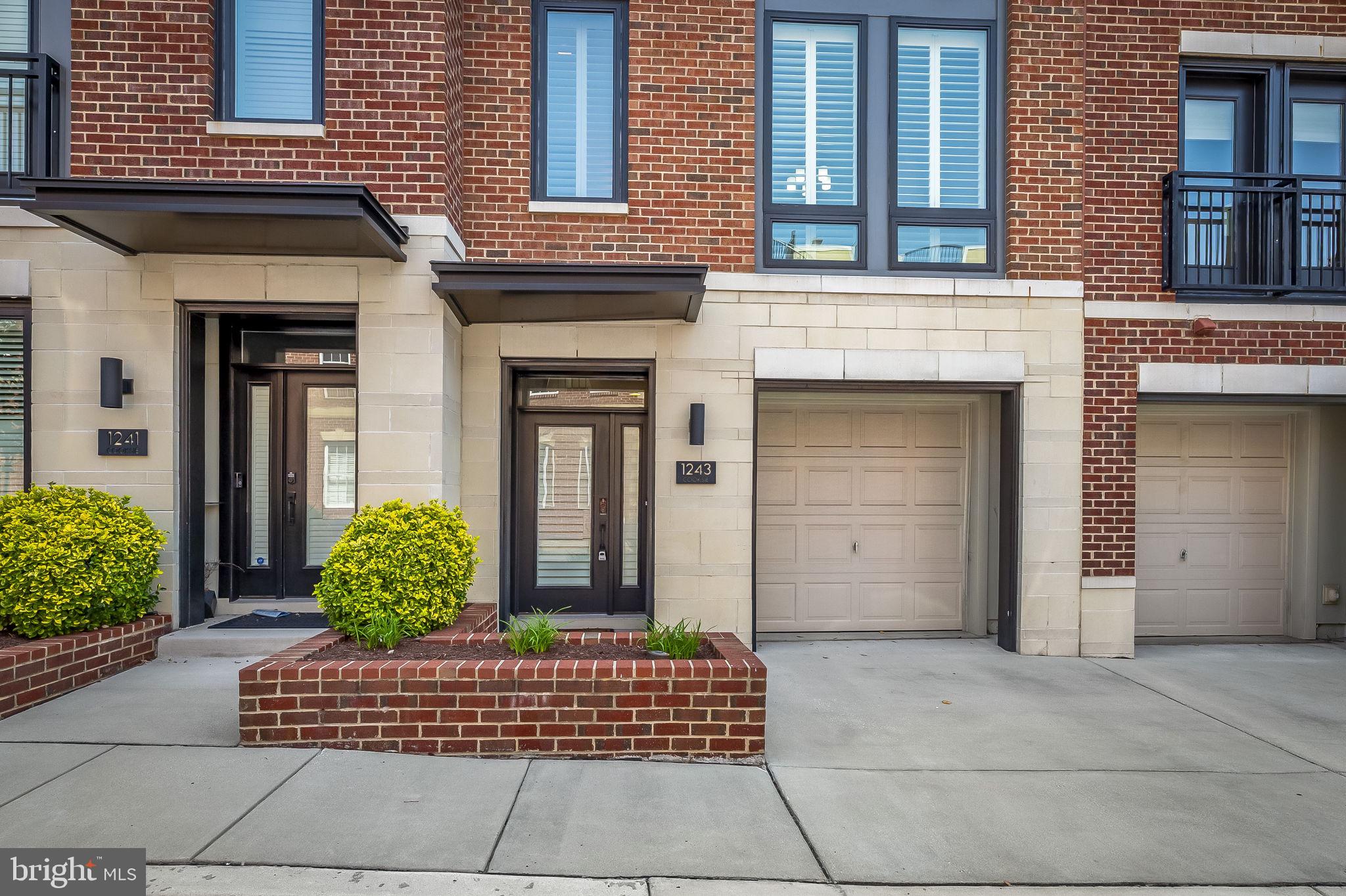 LOCUST POINT - Residential Lease