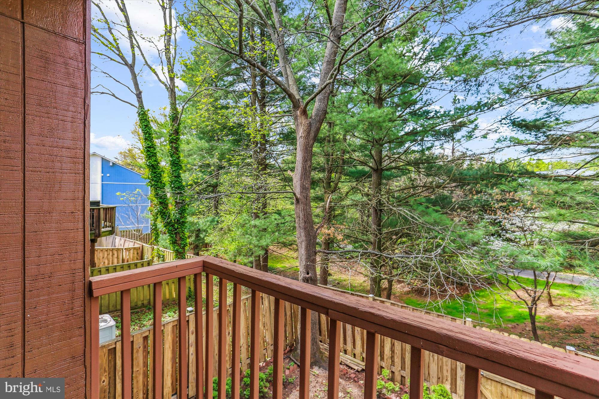 18506 EAGLES ROOST DRIVE