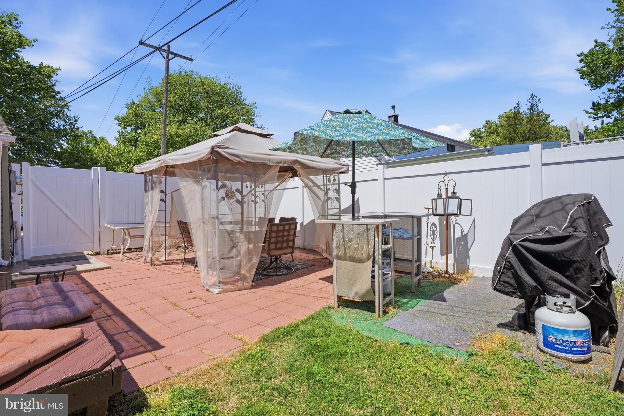 KENWOOD - Residential