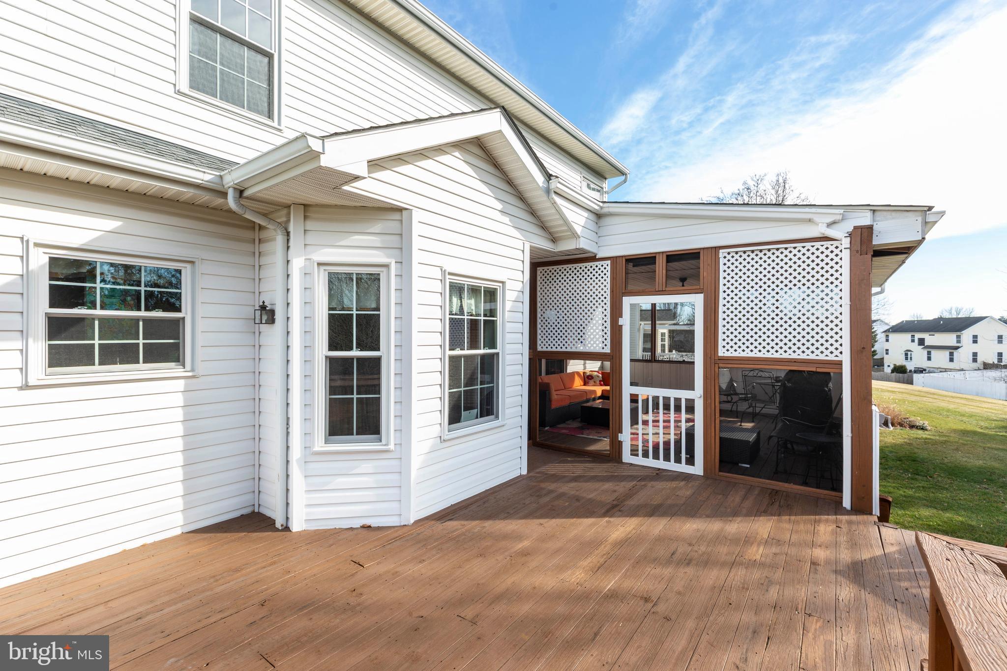 MEADOW RIDGE - Residential