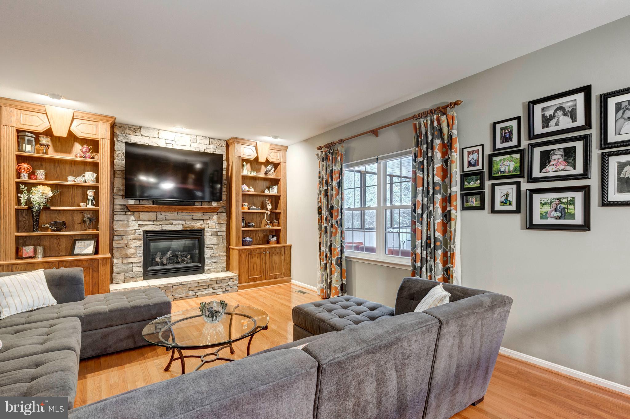 MEADOW RIDGE - Residential