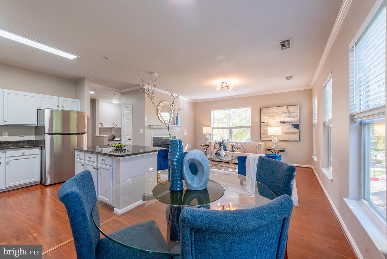 STONE GATE - Residential