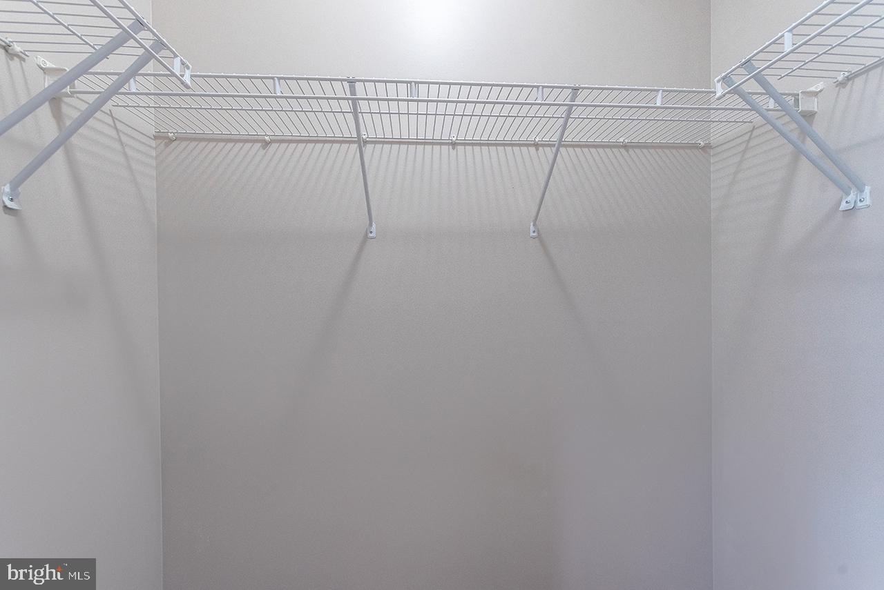 STONE GATE - Residential