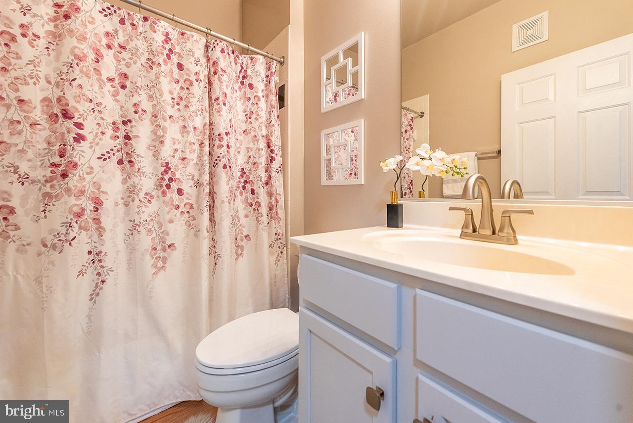 STONE GATE - Residential