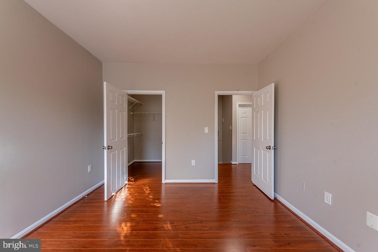 STONE GATE - Residential