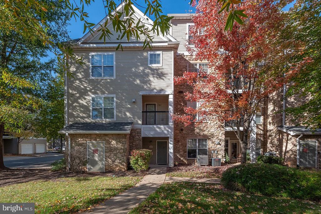 Photo of 13369 Connor Drive #T, CENTREVILLE, VA 20120 (MLS # VAFX2276336)