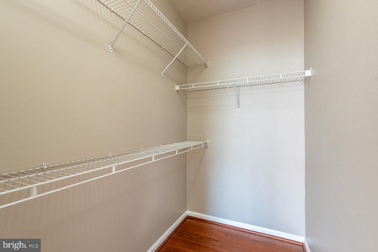 STONE GATE - Residential