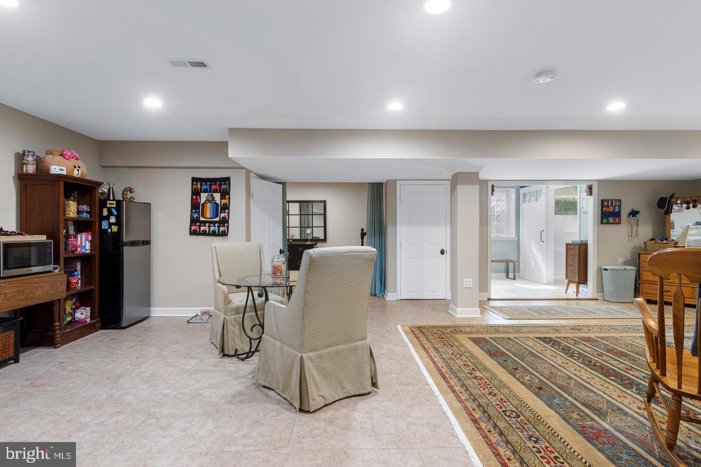 RADLEY RUN MEWS - Residential