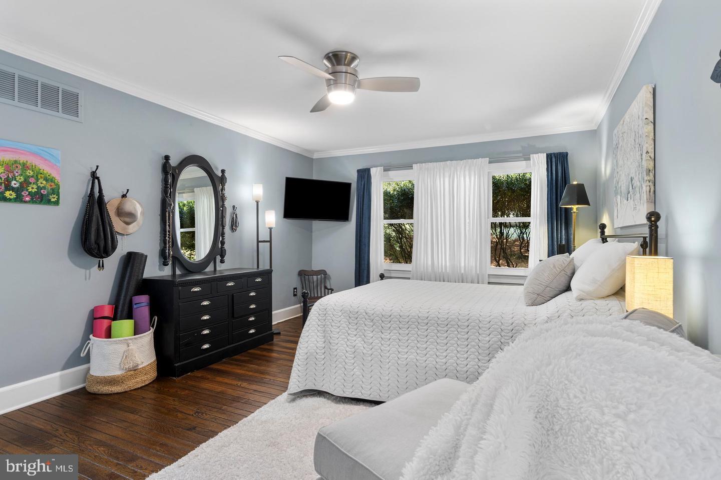 RADLEY RUN MEWS - Residential