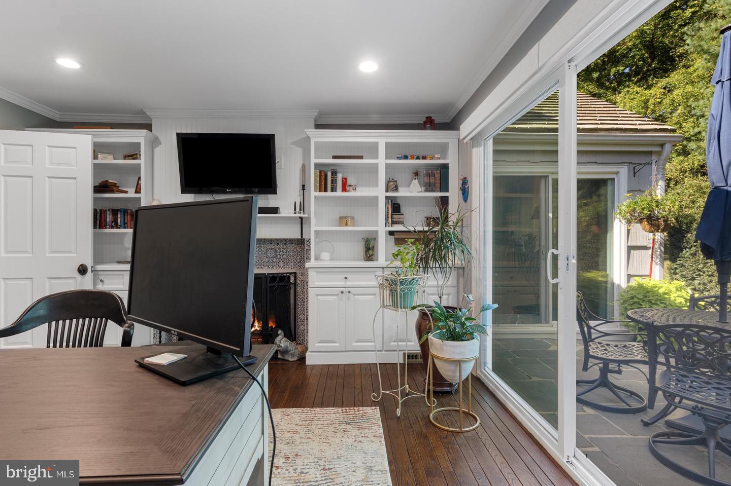 RADLEY RUN MEWS - Residential