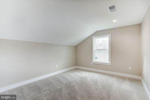 listing image 104