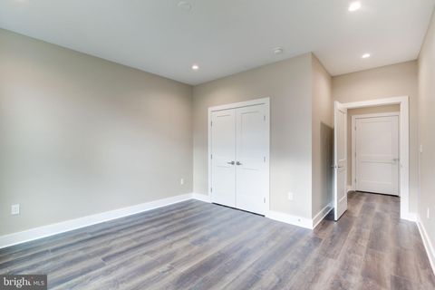 listing image 88
