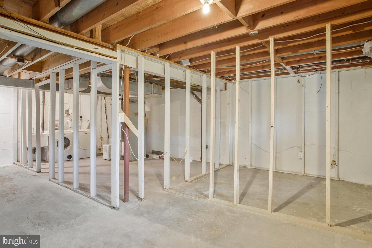 SPRING MEADOWS CONDO - Residential